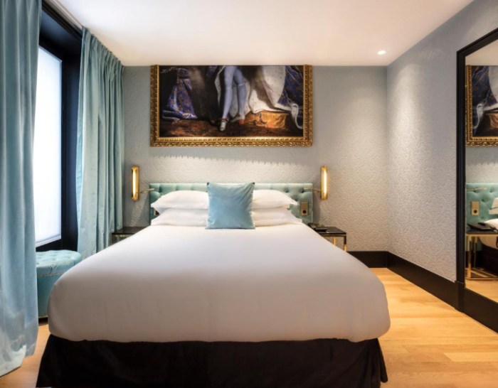 17 Best Hotels Near The Eiffel Tower In Paris - Dreams in Paris